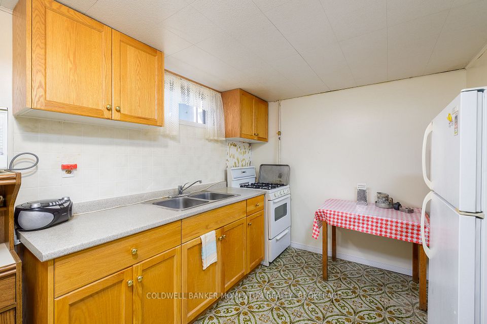 70 Rose Avenue, Thorold, ON L2V 3C8 20