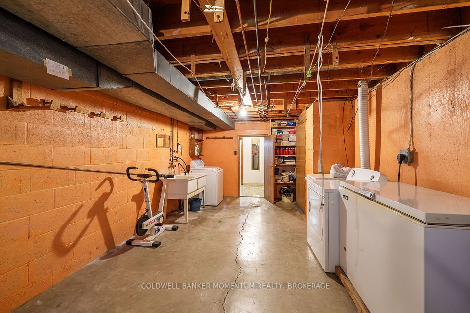 70 Rose Avenue, Thorold, ON L2V 3C8 25