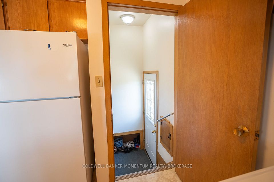 70 Rose Avenue, Thorold, ON L2V 3C8 18