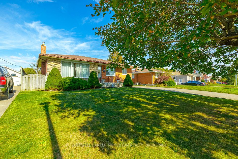 70 Rose Avenue, Thorold, ON L2V 3C8 4