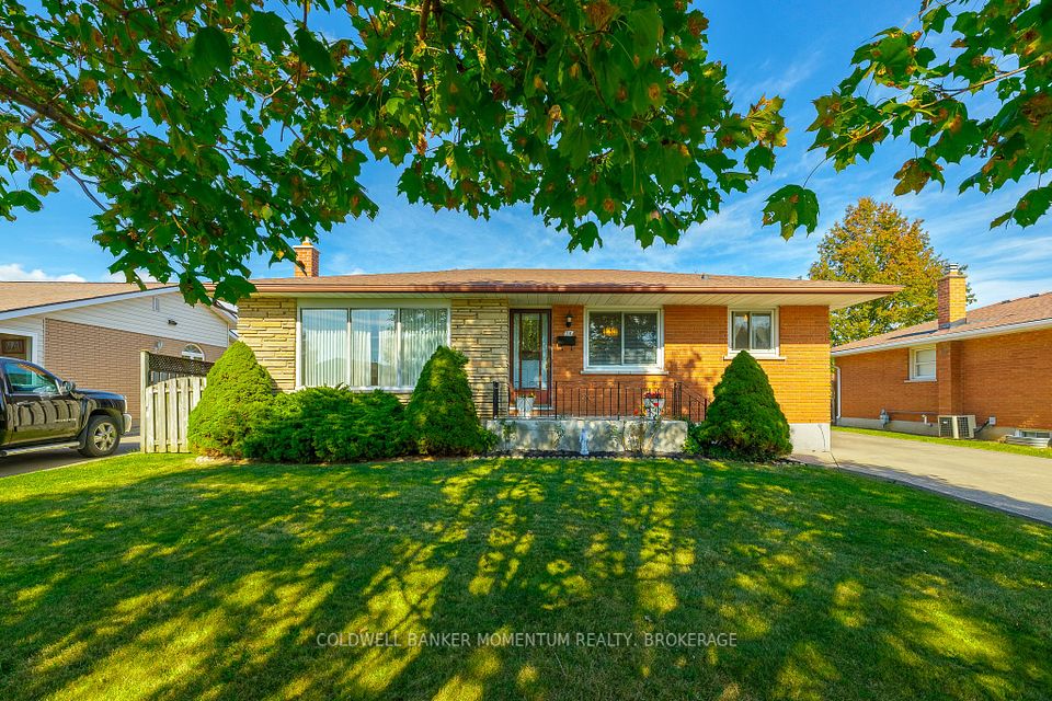 Detached at 70 Rose Avenue, Thorold, ON L2V 3C8