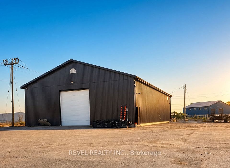 2179 E Flying Club (PVT) Road N, London East, ON N5W 3Z9 2