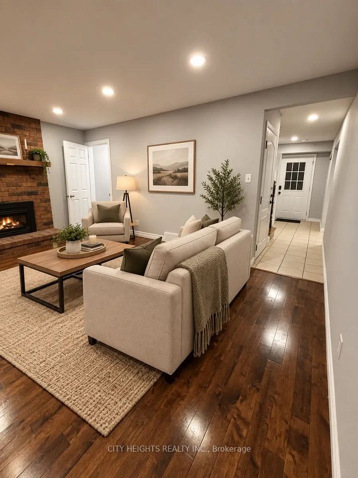 173 Mayberry Court Main, Waterloo, ON N2K 3K2 5