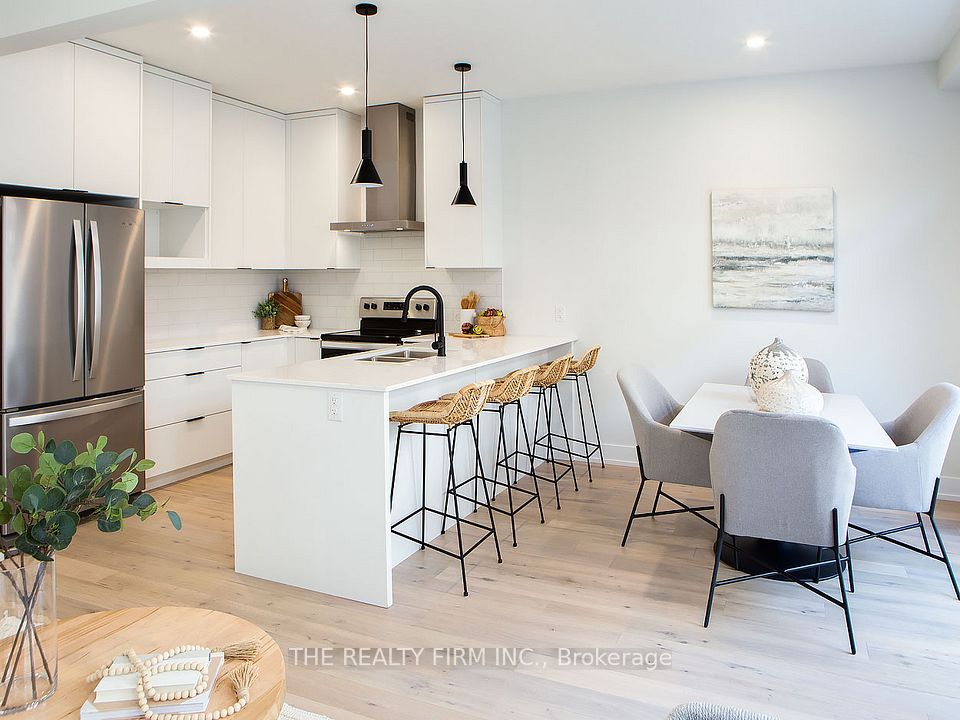 1570 Coronation Drive 2, London North, ON N6G 5P6 7