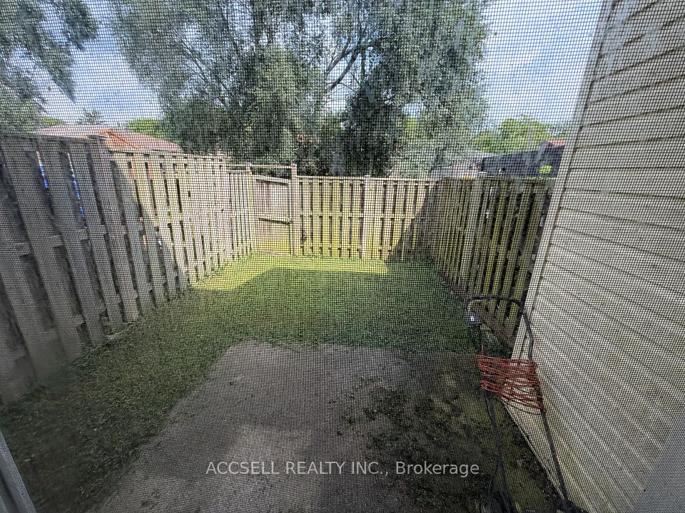 1919 Trafalgar Street 73, London East, ON N5V 1A1 10
