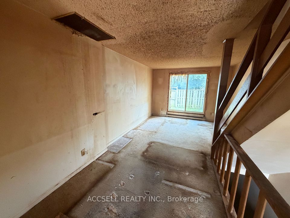 1919 Trafalgar Street 73, London East, ON N5V 1A1 4