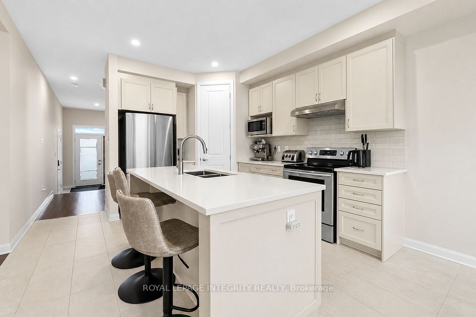 142 Shallow Pond Place E, Orleans - Cumberland and Area, ON K4A 5N9 7