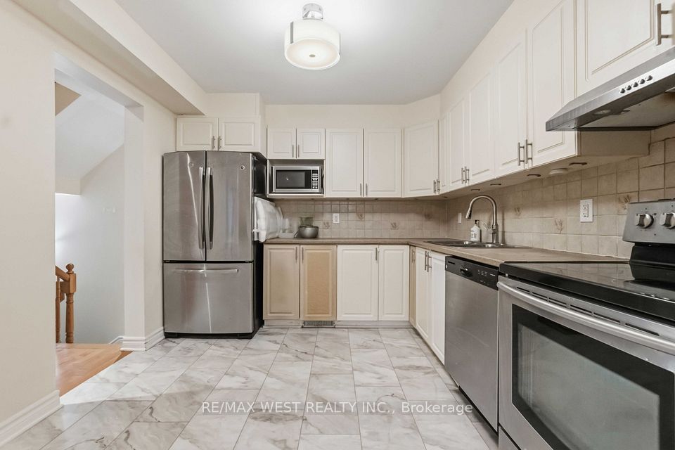 140 Lerta Way, Orleans - Cumberland and Area, ON K4A 0W5 11