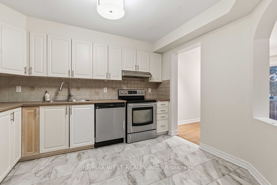 140 Lerta Way, Orleans - Cumberland and Area, ON K4A 0W5 10