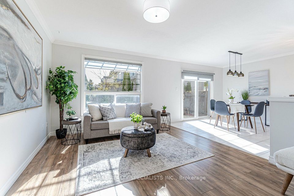 1435 Mickleborough Drive, London North, ON N6G 5R5 23