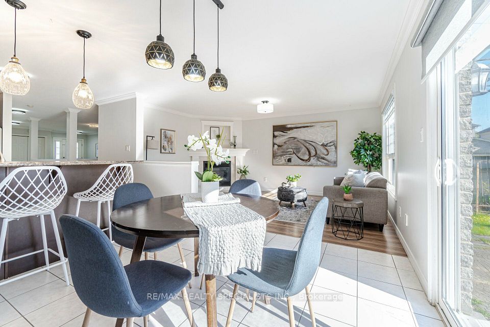 1435 Mickleborough Drive, London North, ON N6G 5R5 19
