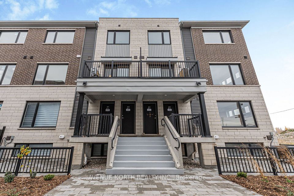 Condo Townhouse at 1001 Glenroy Gilbert Drive 10, Barrhaven, ON K2J 7N9