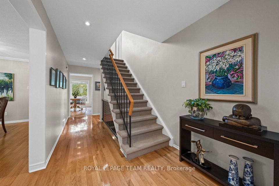 16 Phylis Street, Barrhaven, ON K2J 1V2 21