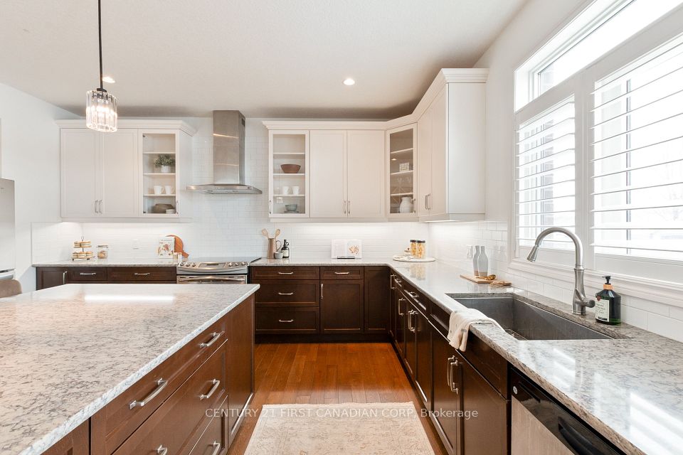 558 Eclipse Walk, London North, ON N5X 3Z1 18