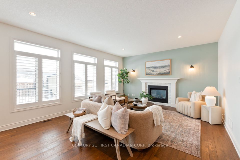 558 Eclipse Walk, London North, ON N5X 3Z1 12