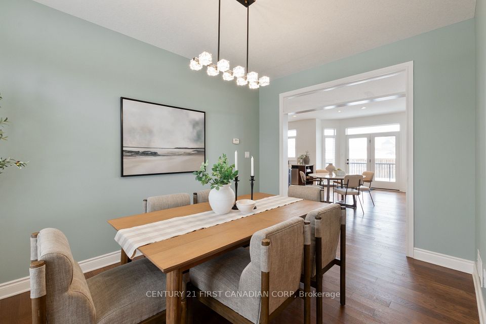 558 Eclipse Walk, London North, ON N5X 3Z1 7
