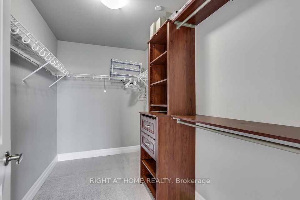 240 Villagewalk Boulevard 212, London North, ON N6G 0P6 24