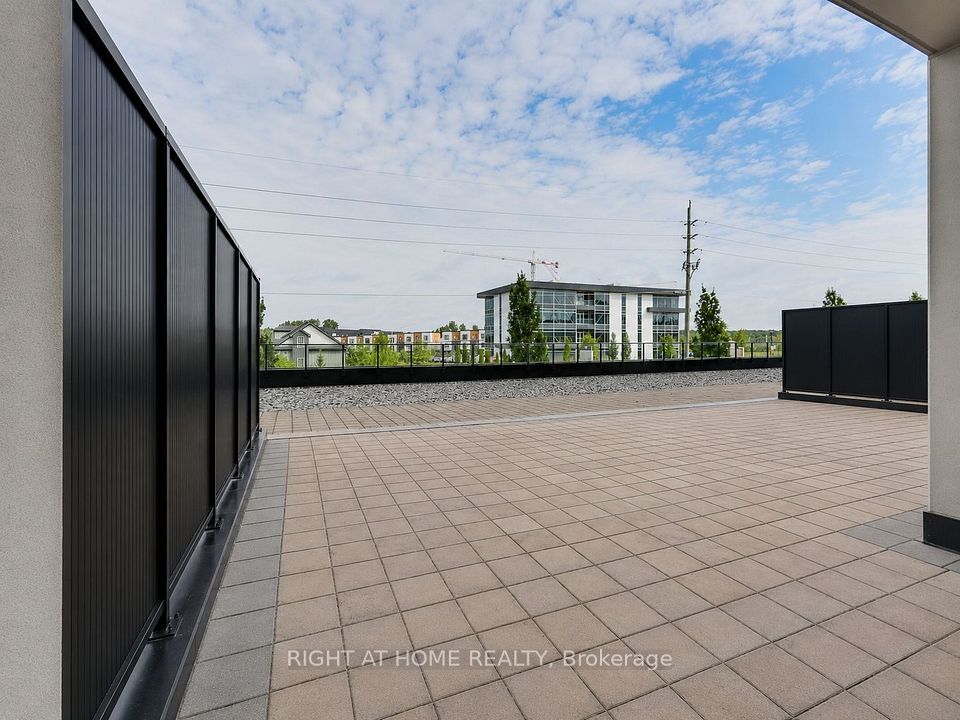 240 Villagewalk Boulevard 212, London North, ON N6G 0P6 11