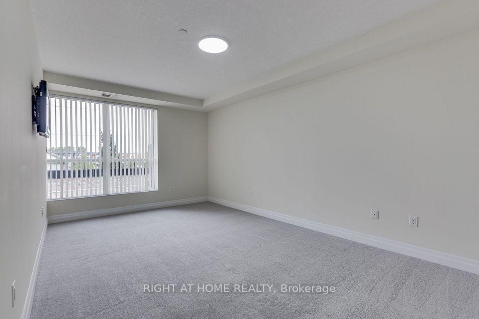 240 Villagewalk Boulevard 212, London North, ON N6G 0P6 20