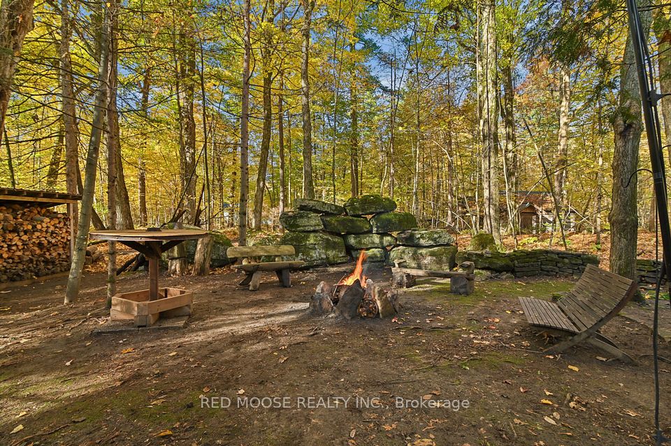 2470 Brennan Park Drive, Orleans - Cumberland and Area, ON K4C 1H6 14