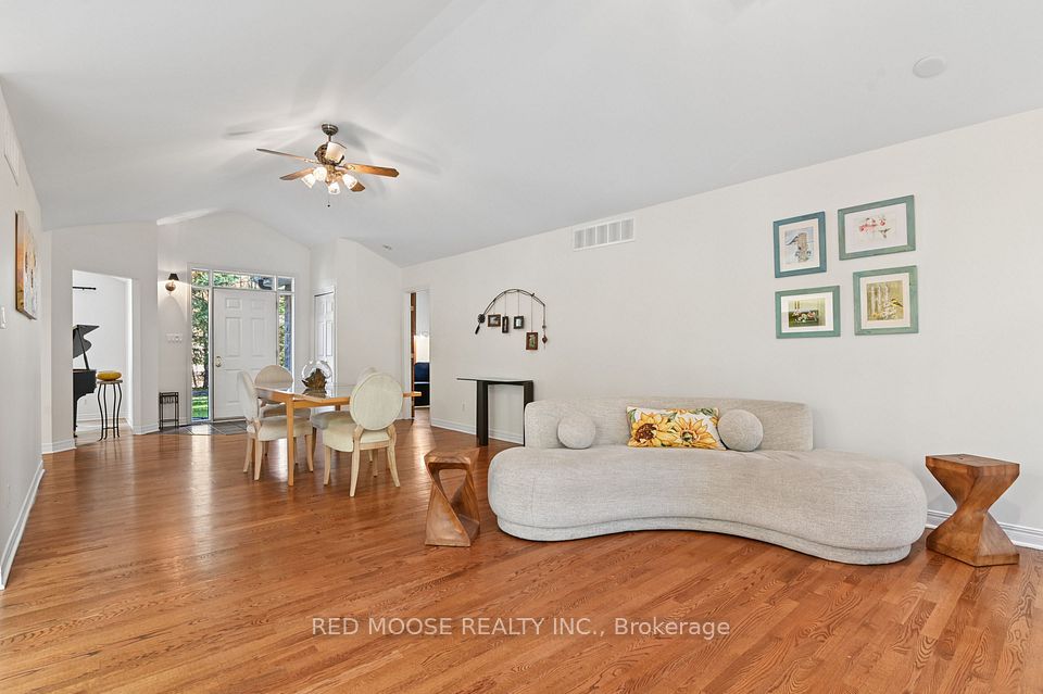 2470 Brennan Park Drive, Orleans - Cumberland and Area, ON K4C 1H6 22