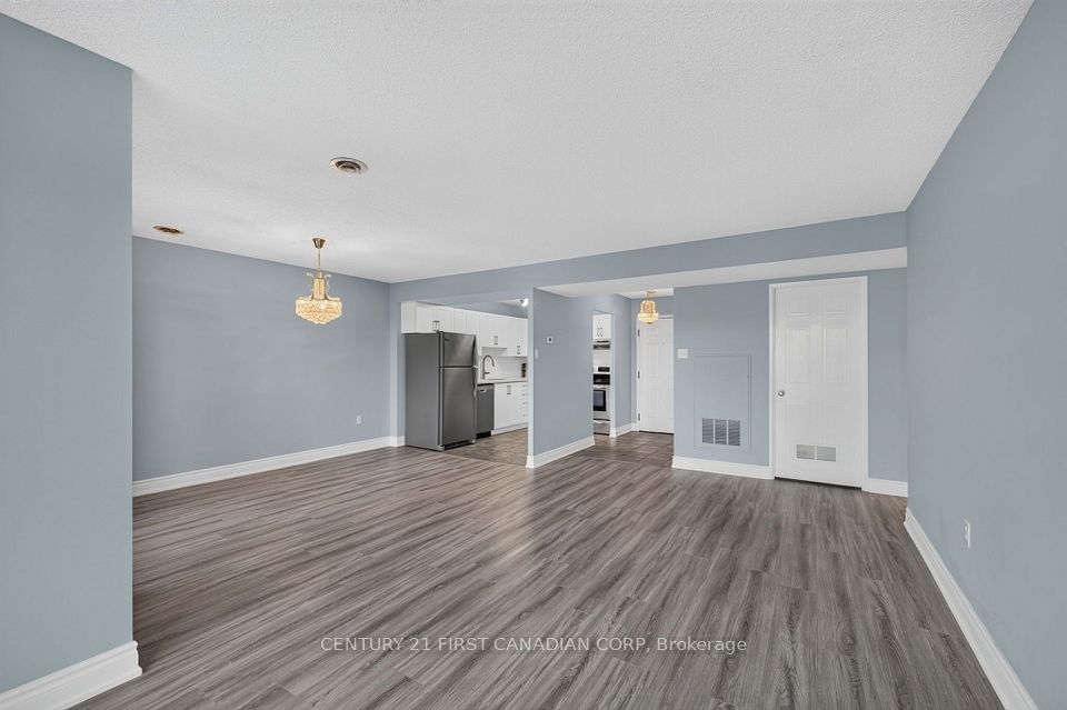 30 Chapman Court 203, London North, ON N6G 4Y4 15