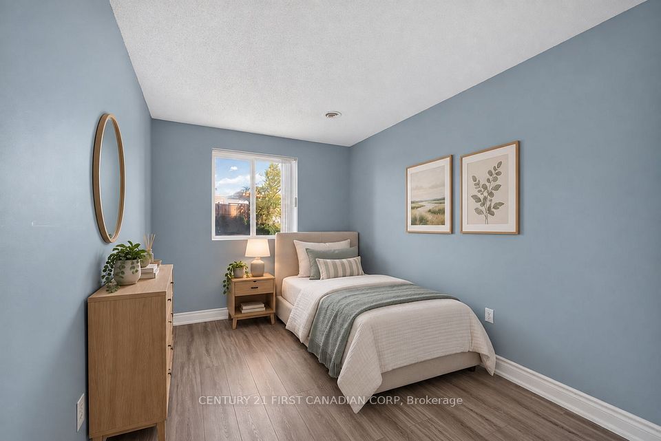30 Chapman Court 203, London North, ON N6G 4Y4 22