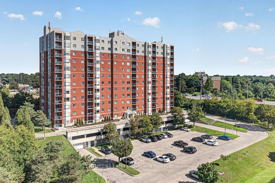 30 Chapman Court 203, London North, ON N6G 4Y4 2