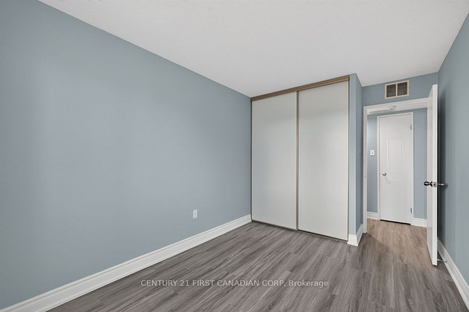 30 Chapman Court 203, London North, ON N6G 4Y4 24