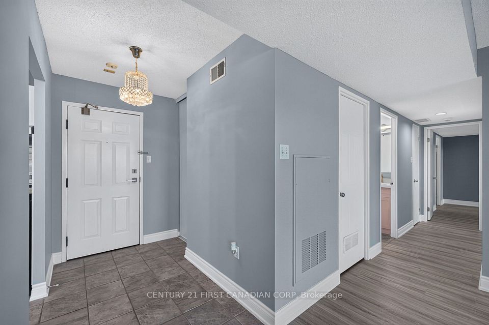 30 Chapman Court 203, London North, ON N6G 4Y4 5