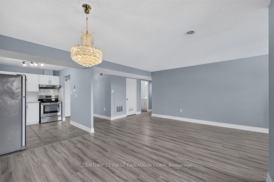 30 Chapman Court 203, London North, ON N6G 4Y4 13