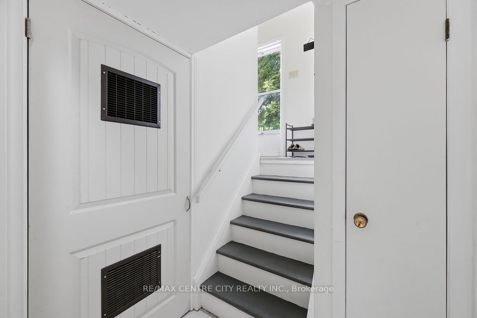 1564 Nairn Avenue, London East, ON N5V 2P2 17