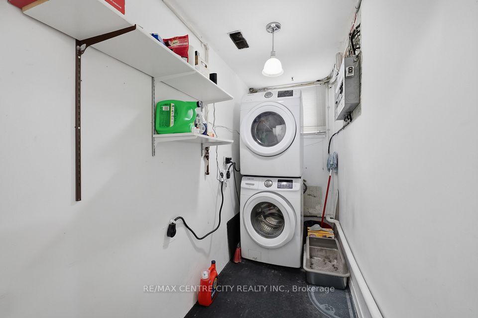 1564 Nairn Avenue, London East, ON N5V 2P2 22