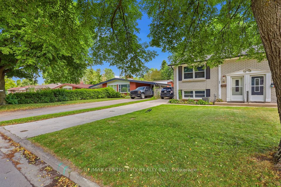 1564 Nairn Avenue, London East, ON N5V 2P2 3