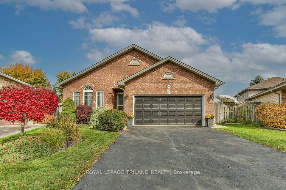 54 BOWCOTT Crescent, London East, ON N5V 4W8 2