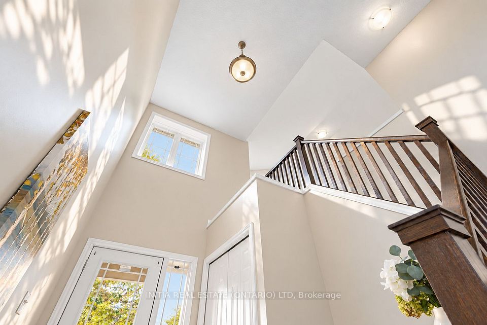 648 Oakcrossing Road, London North, ON N6H 5T7 8