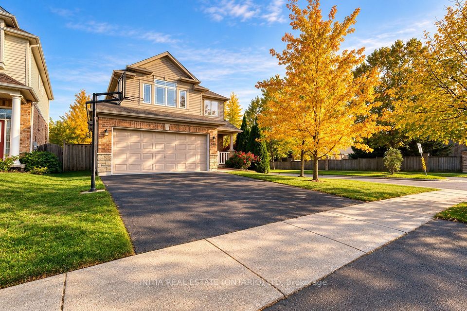 648 Oakcrossing Road, London North, ON N6H 5T7 3