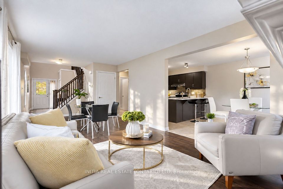 648 Oakcrossing Road, London North, ON N6H 5T7 12