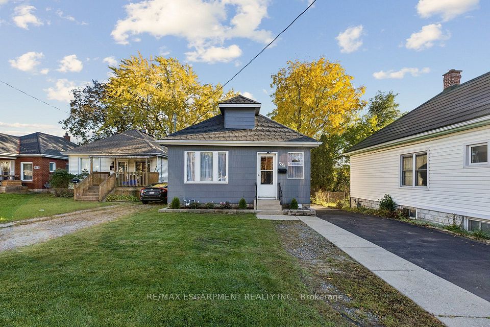 899 Hamilton Road, London East, ON N5Z 1W1 7