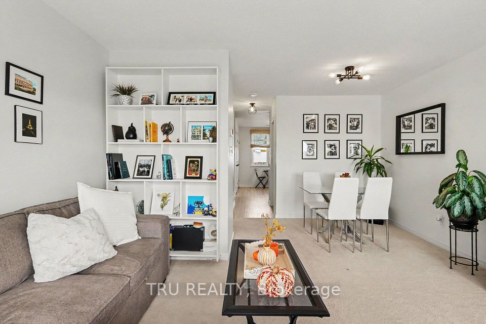 2595 Longfields Drive 27, Barrhaven, ON K2J 2L7 5