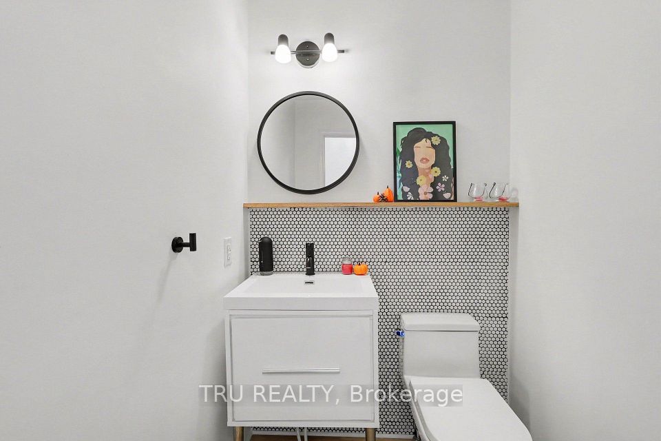 2595 Longfields Drive 27, Barrhaven, ON K2J 2L7 9