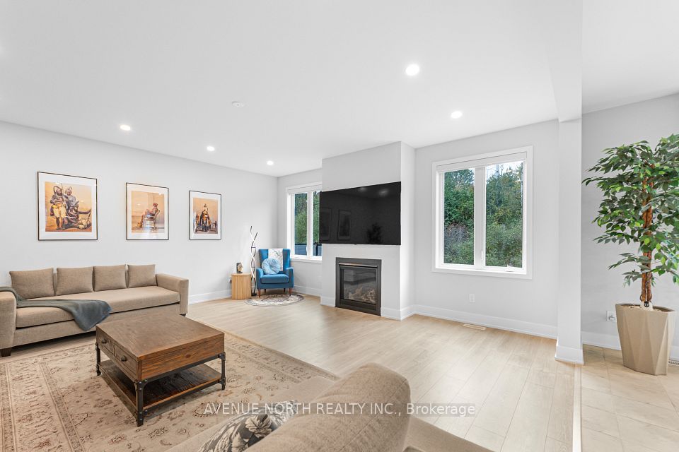 118 Green Ash Avenue, Stittsville - Munster - Richmond, ON K0A 2Z0 8