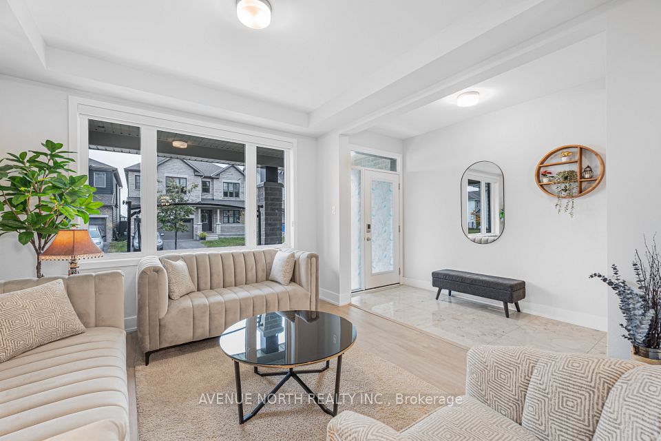 118 Green Ash Avenue, Stittsville - Munster - Richmond, ON K0A 2Z0 4