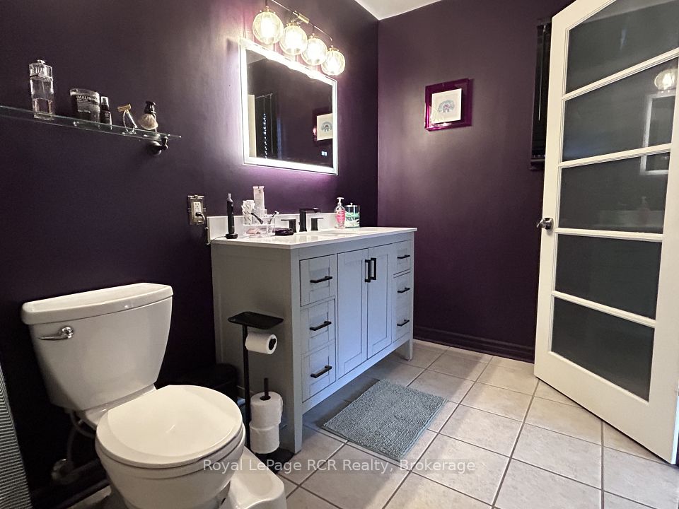 115 3rd A Street W, Owen Sound, ON N4K 3J6 7