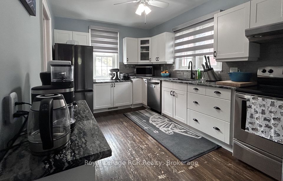 115 3rd A Street W, Owen Sound, ON N4K 3J6 5