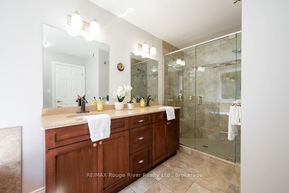 9285 Turk Road, Hamilton Township, ON K0K 1C0 24
