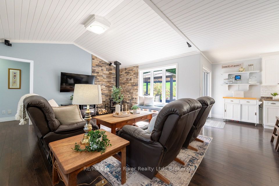 9285 Turk Road, Hamilton Township, ON K0K 1C0 11