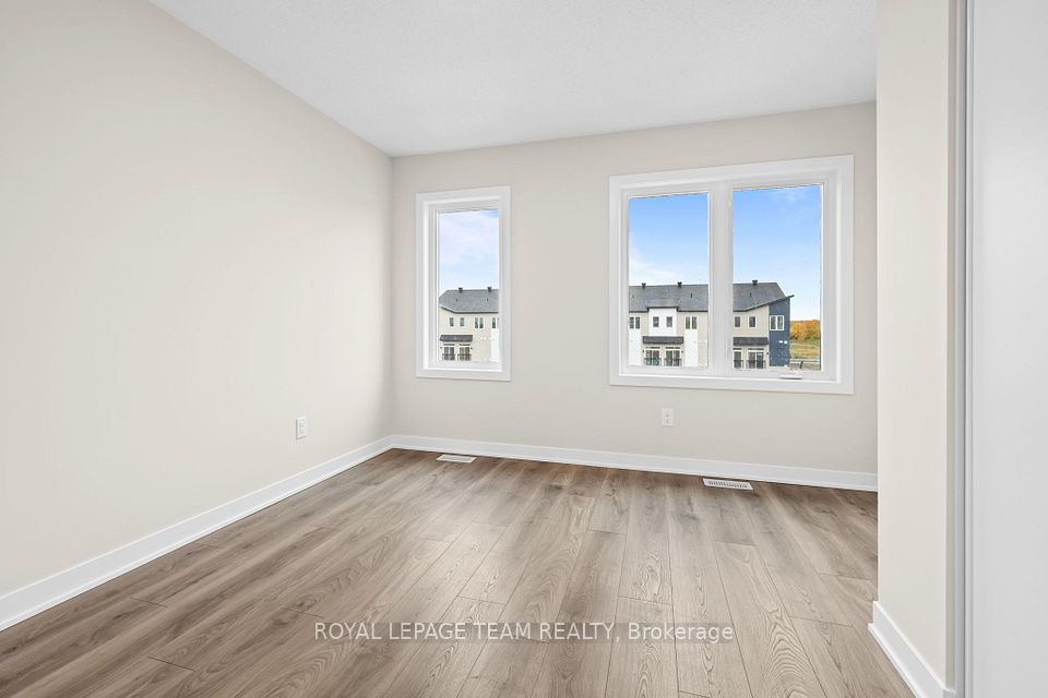 434 Stargrass Private, Barrhaven, ON K2J 6G3 14
