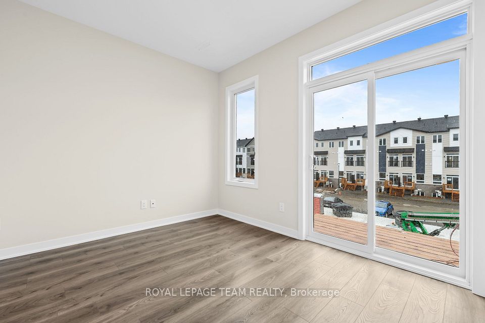 434 Stargrass Private, Barrhaven, ON K2J 6G3 9