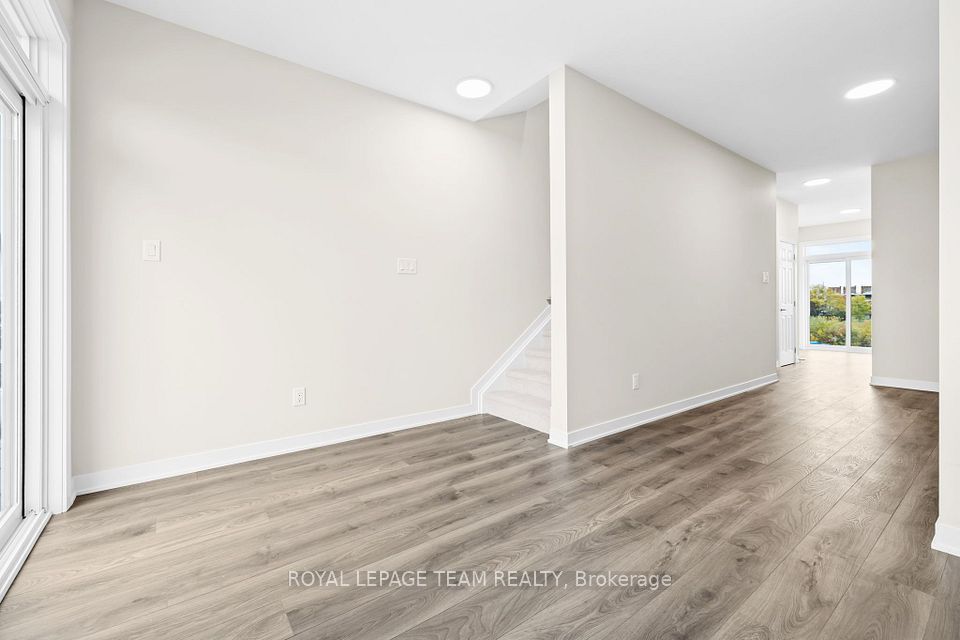 434 Stargrass Private, Barrhaven, ON K2J 6G3 8